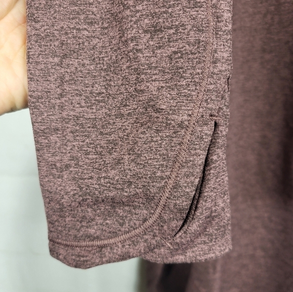 Athleta Hiking Outdoors UPF 50+ Uptempo Hoodie Sweatshirt Antique Burgundy M - Picture 6 of 12